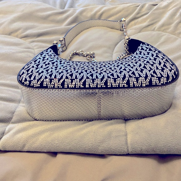 Michael Kors Authentic Special Edition Baguette. - Picture 3 of 9